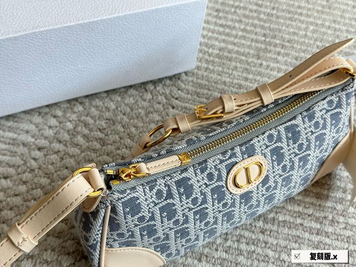 Embroidered Old Flower Cowhide Underarm Bag