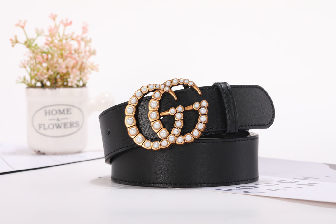 Elegant pearls - Belt buckle
