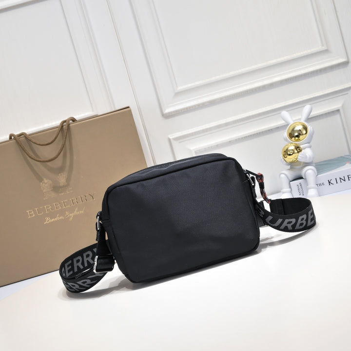 Men's Camera Messenger Bag
