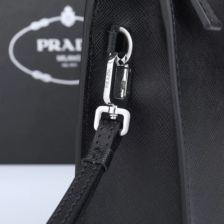 Men's black clutch