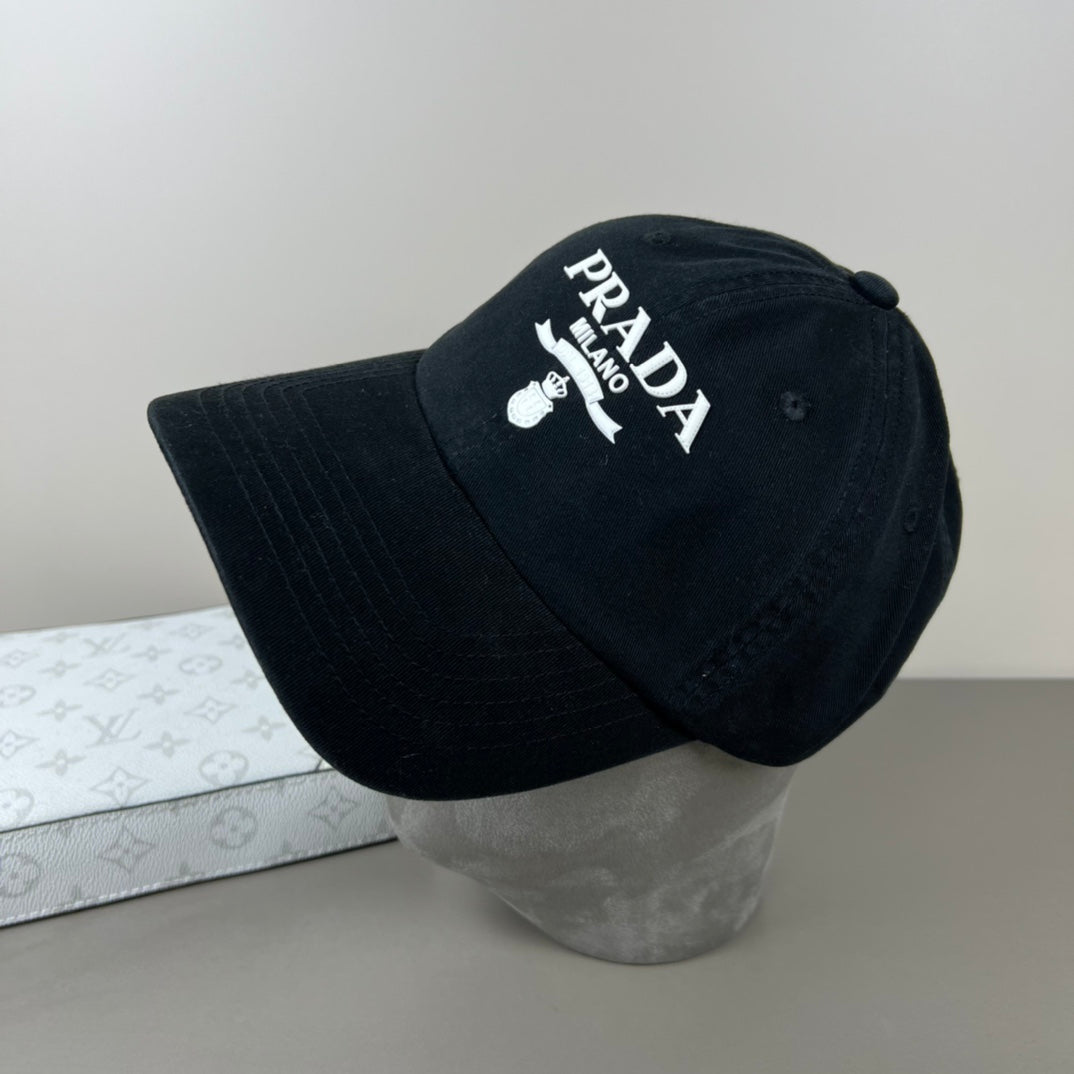 Classic Triangle Label Baseball Cap