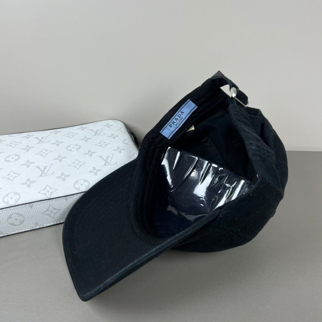 Classic Triangle Label Baseball Cap