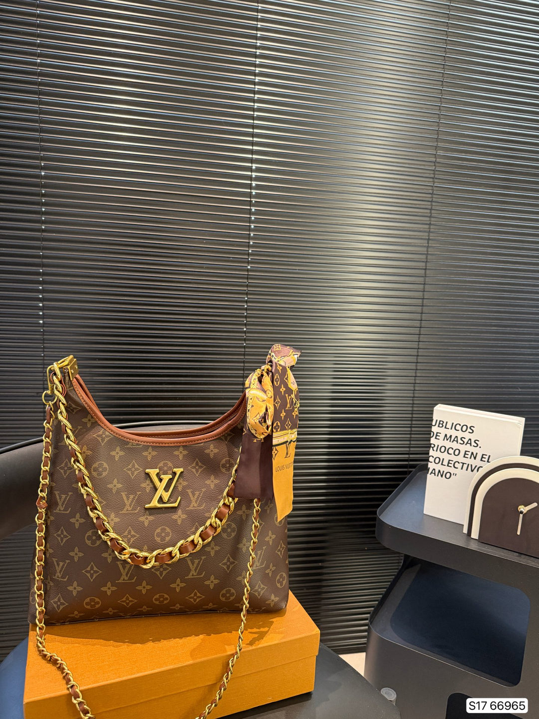 Classic Letter Chain Shoulder Bag
