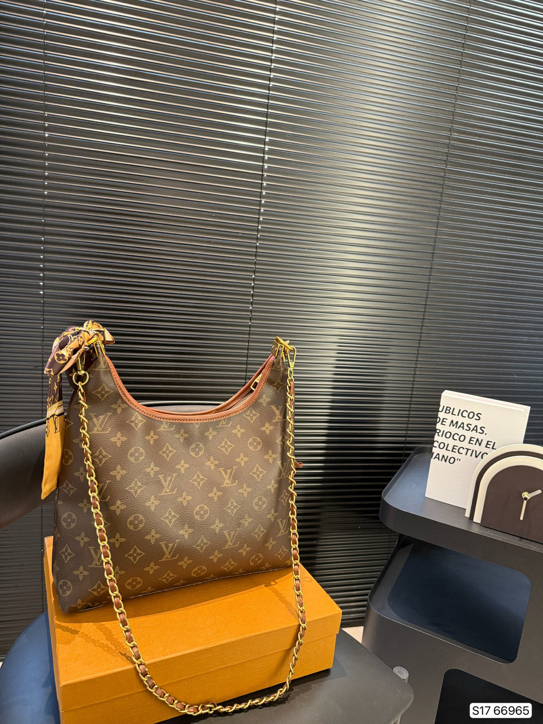 Classic Letter Chain Shoulder Bag
