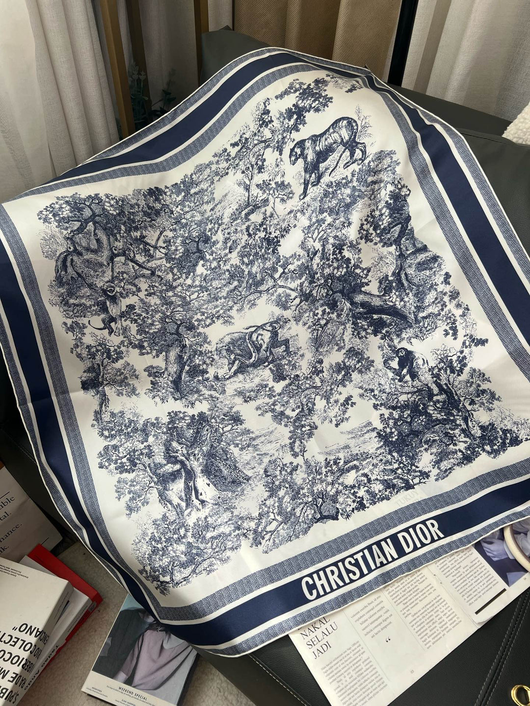 New floral twill silk square scarf