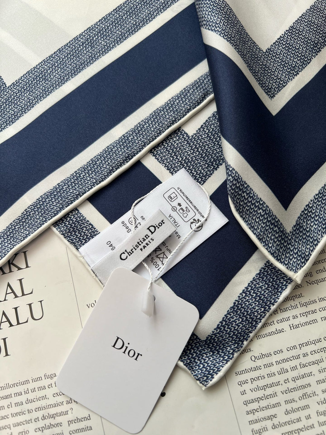 New floral twill silk square scarf