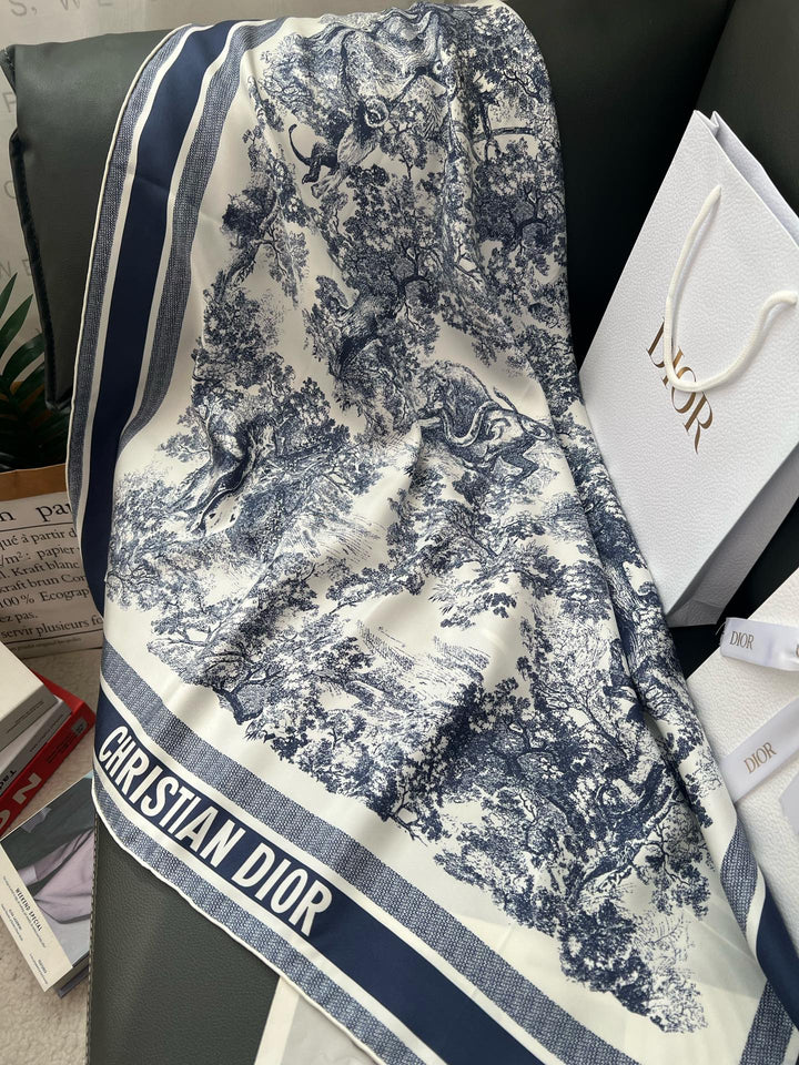 New floral twill silk square scarf