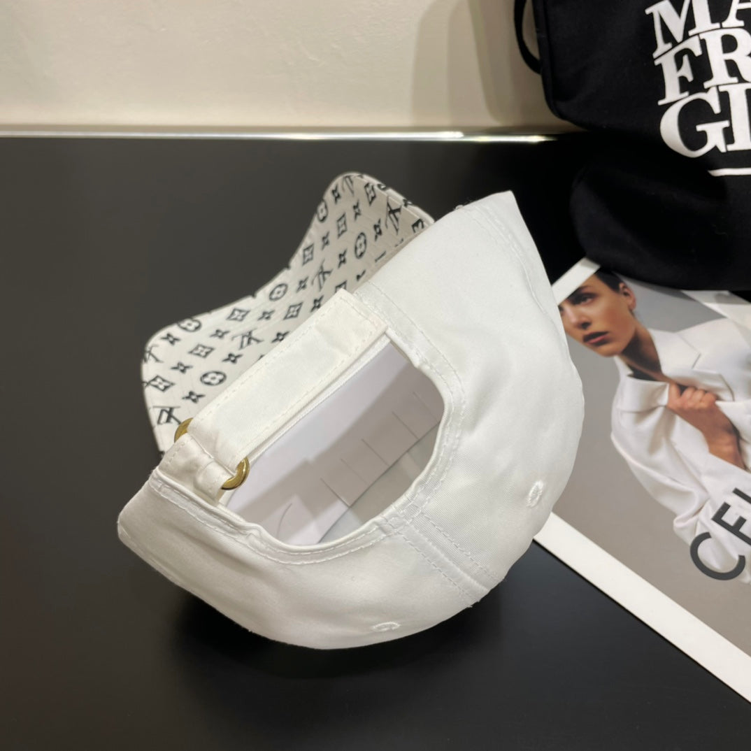 Two-color logo embroidered cap