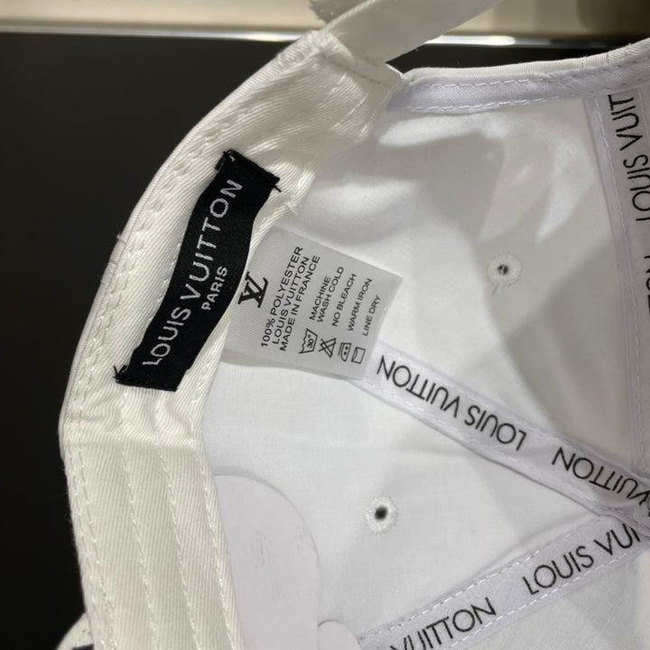 Two-color logo embroidered cap