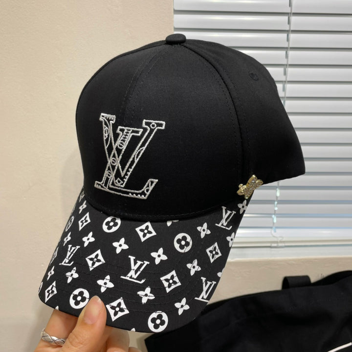 Two-color logo embroidered cap