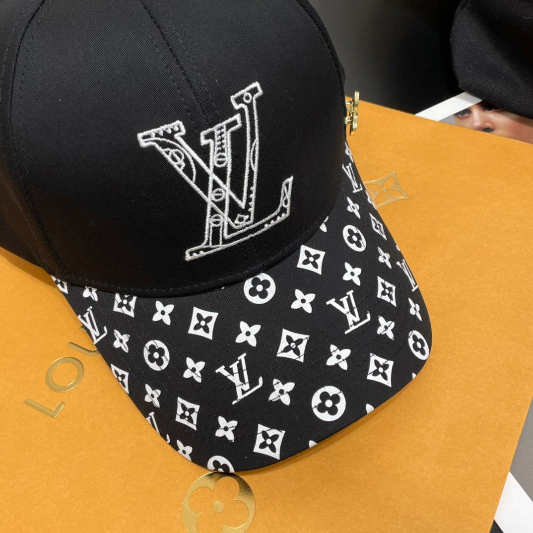 Two-color logo embroidered cap