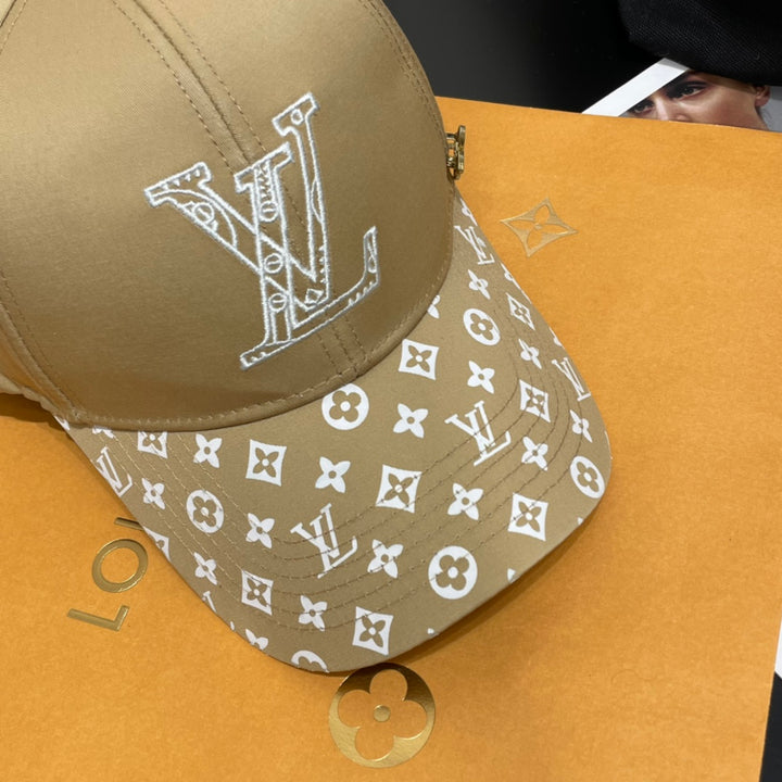 Two-color logo embroidered cap