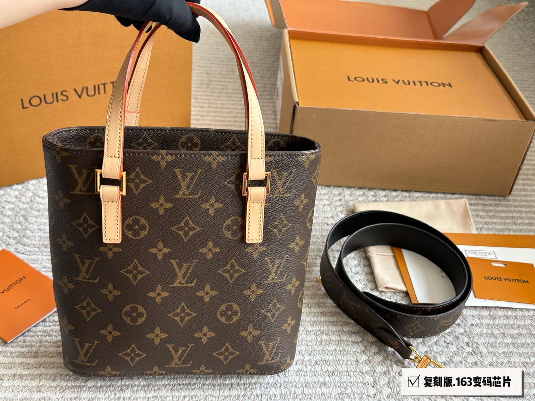 Vintage style monogrammed handbag