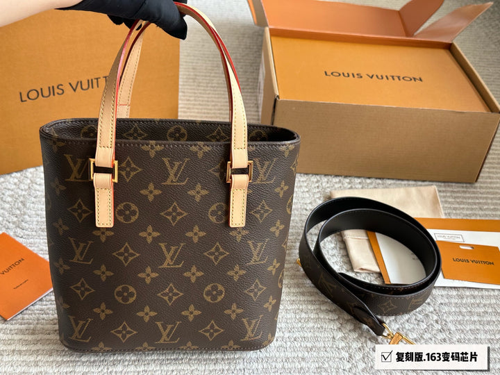 Vintage style monogrammed handbag