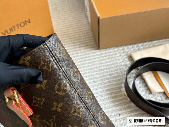 Vintage style monogrammed handbag