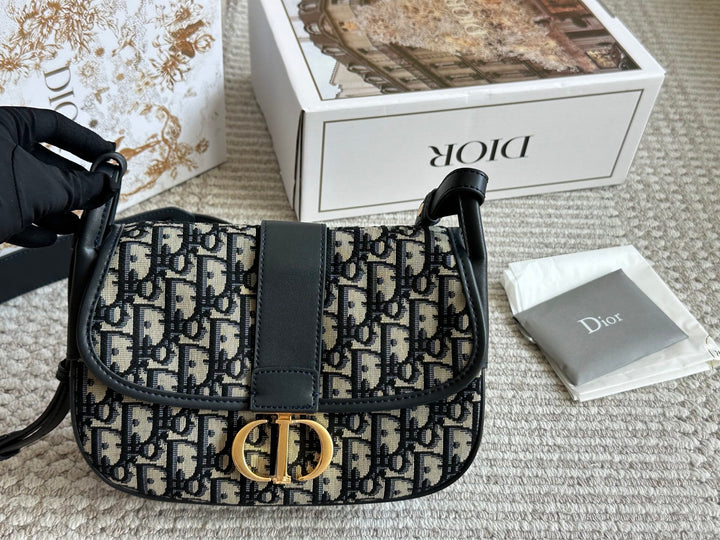 Patterned - Canvas Saddle Bag