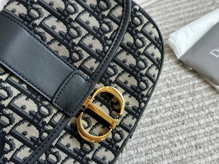 Patterned - Canvas Saddle Bag