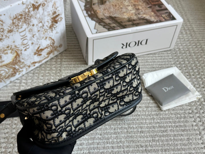 Patterned - Canvas Saddle Bag