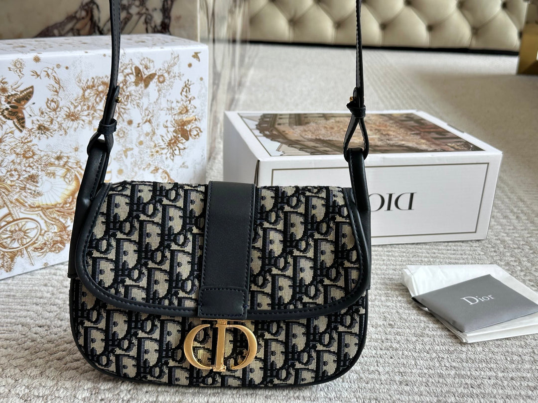 Patterned - Canvas Saddle Bag