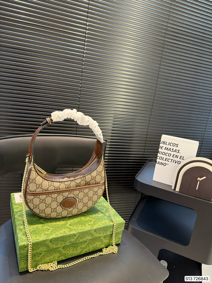 Chic half-moon chain bag