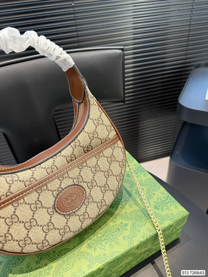 Chic half-moon chain bag