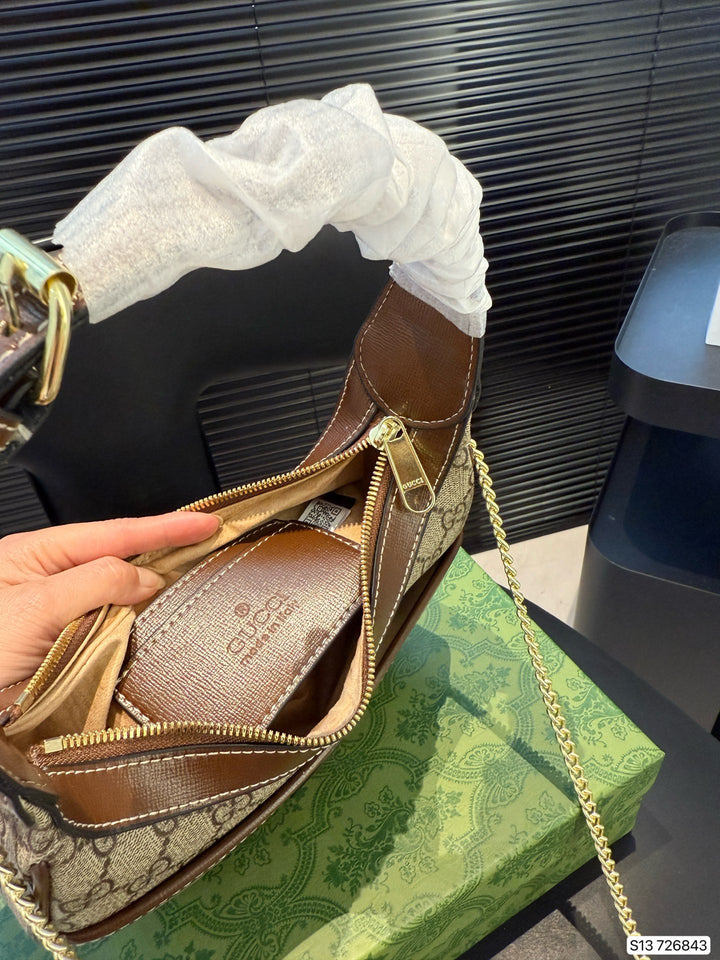 Chic half-moon chain bag