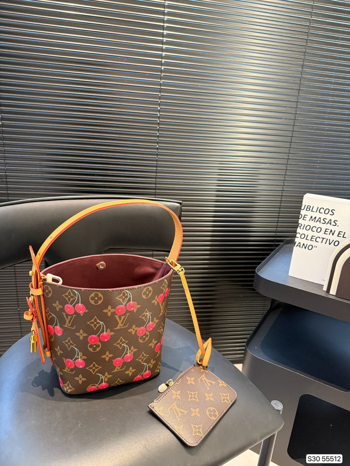 Cherry - Printed Bucket Tote