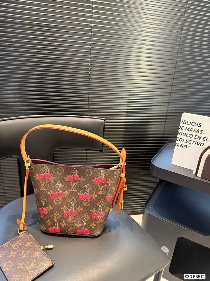 Cherry - Printed Bucket Tote