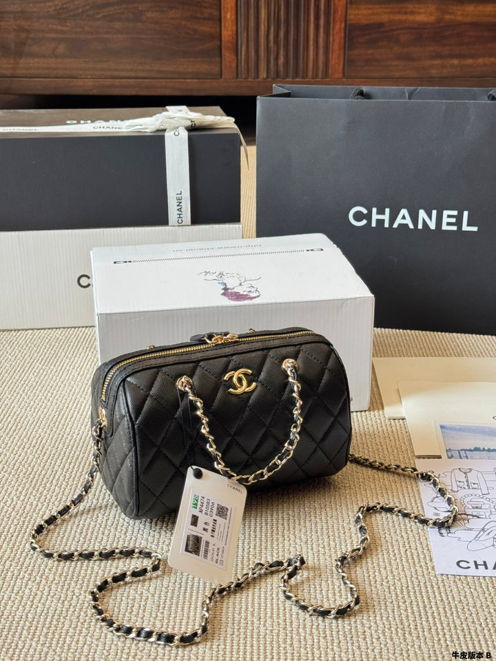 Boston Quilted Chain Tote