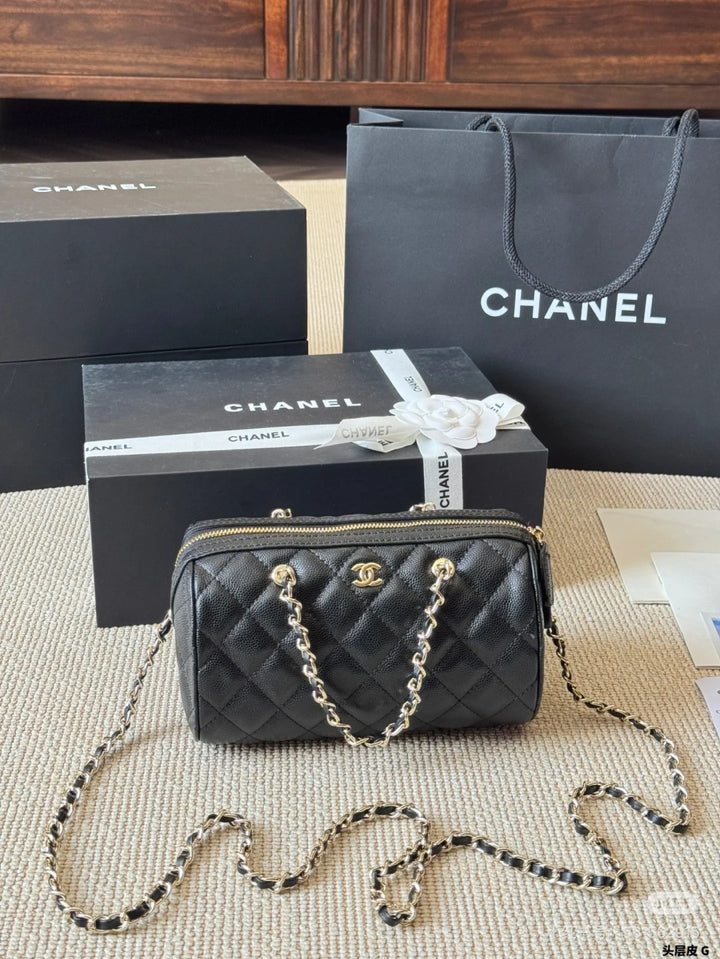 Boston Quilted Chain Tote