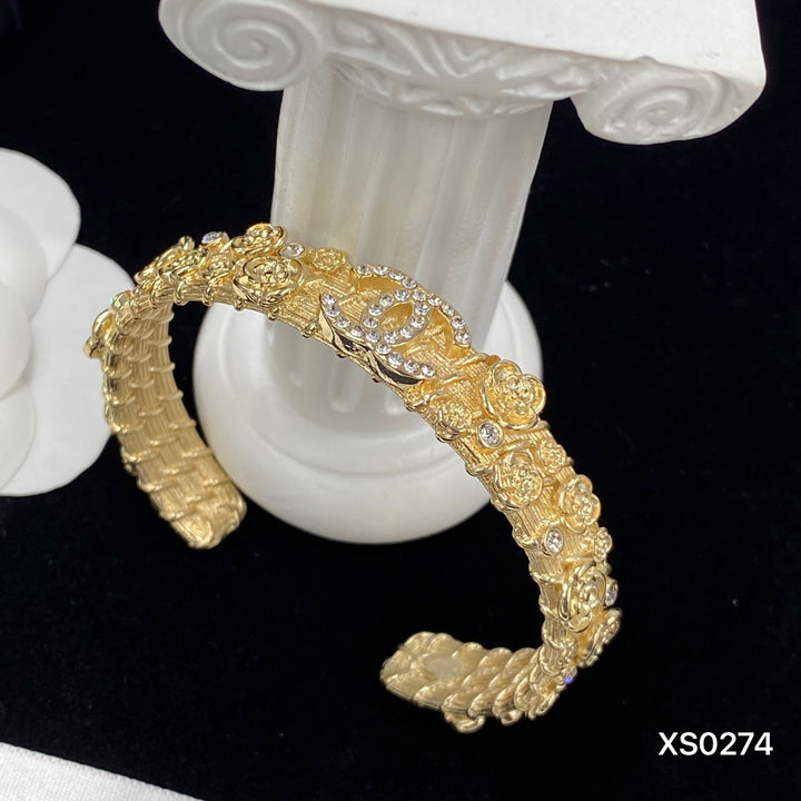 Golden Embossed Crystal Bracelet