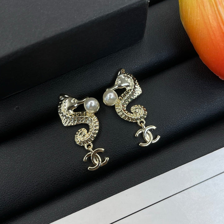 Seahorse Pearl Double C Earrings