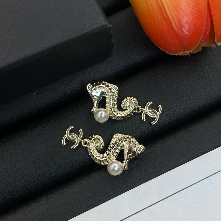 Seahorse Pearl Double C Earrings