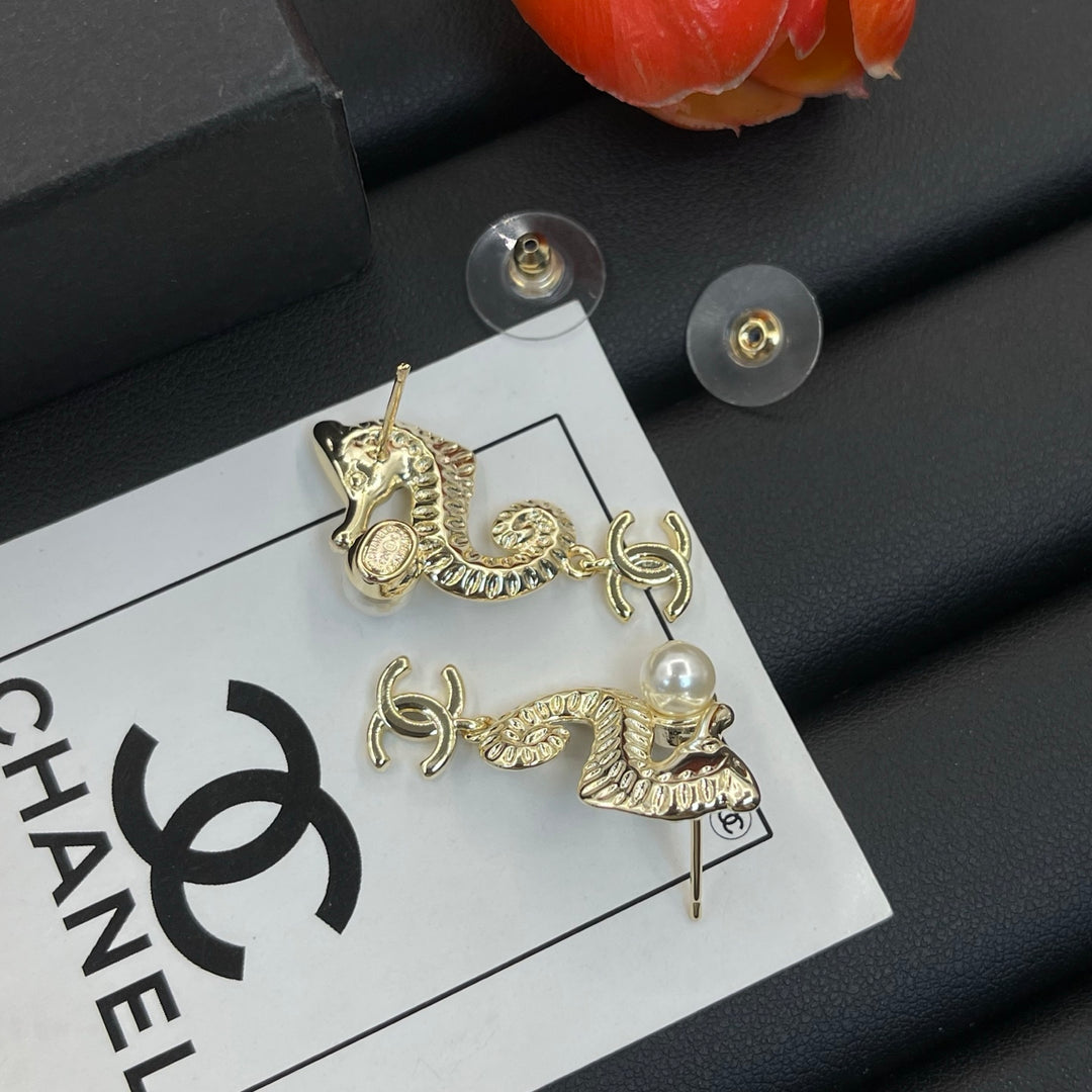 Seahorse Pearl Double C Earrings