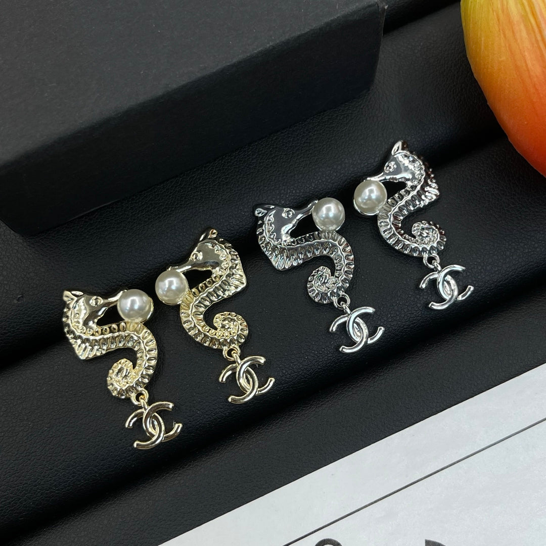 Seahorse Pearl Double C Earrings