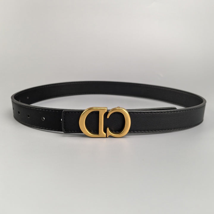 Elegant two-tone belt with gold buckle