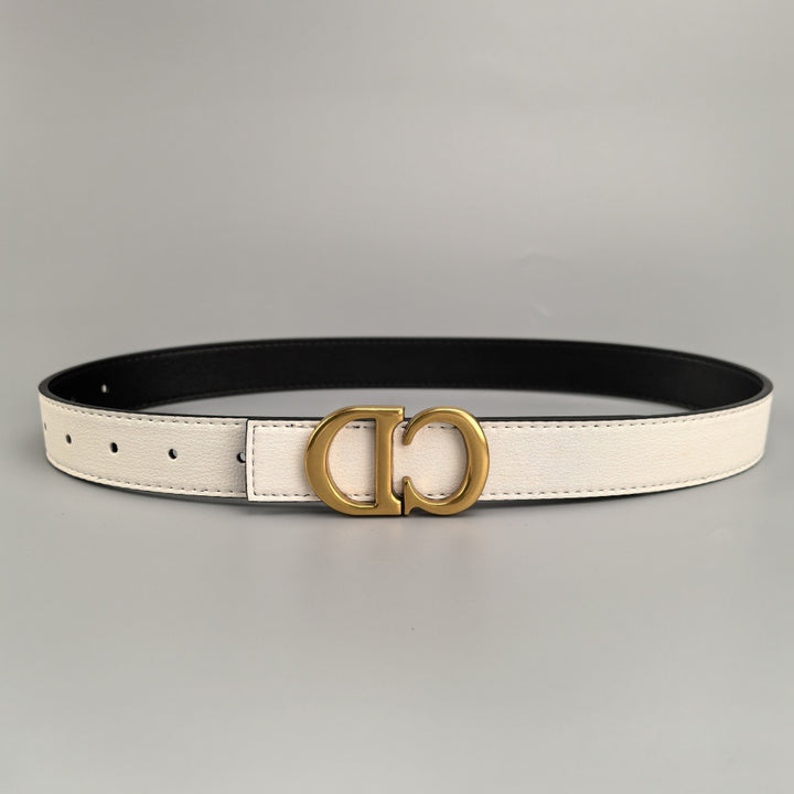 Elegant two-tone belt with gold buckle