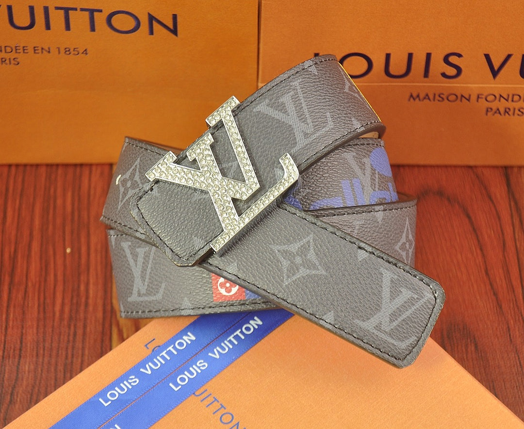 Classic Diamond Logo Graffiti Belt