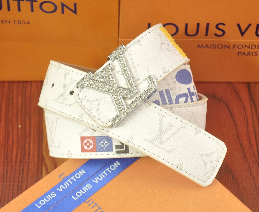 Classic Diamond Logo Graffiti Belt