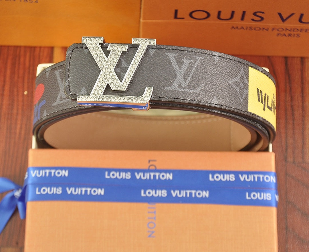 Classic Diamond Logo Graffiti Belt