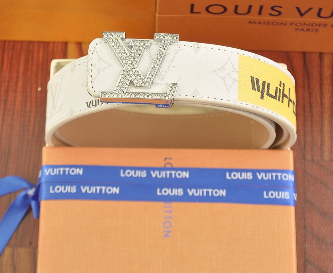 Classic Diamond Logo Graffiti Belt