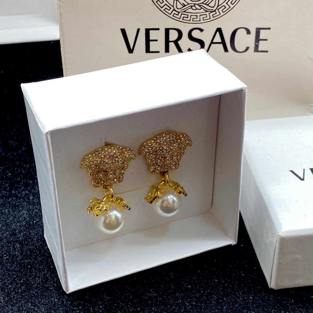 rhinestone inlaid pearl earrings