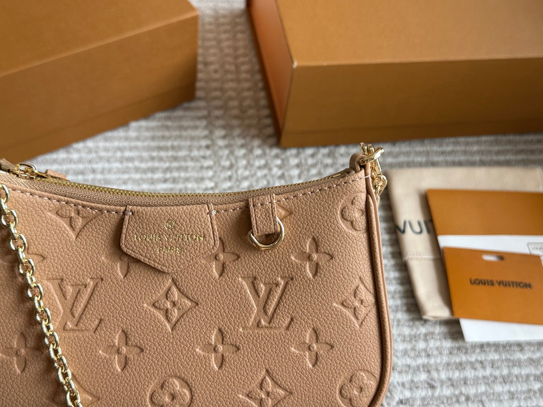 Classic Embossed Chain Bag