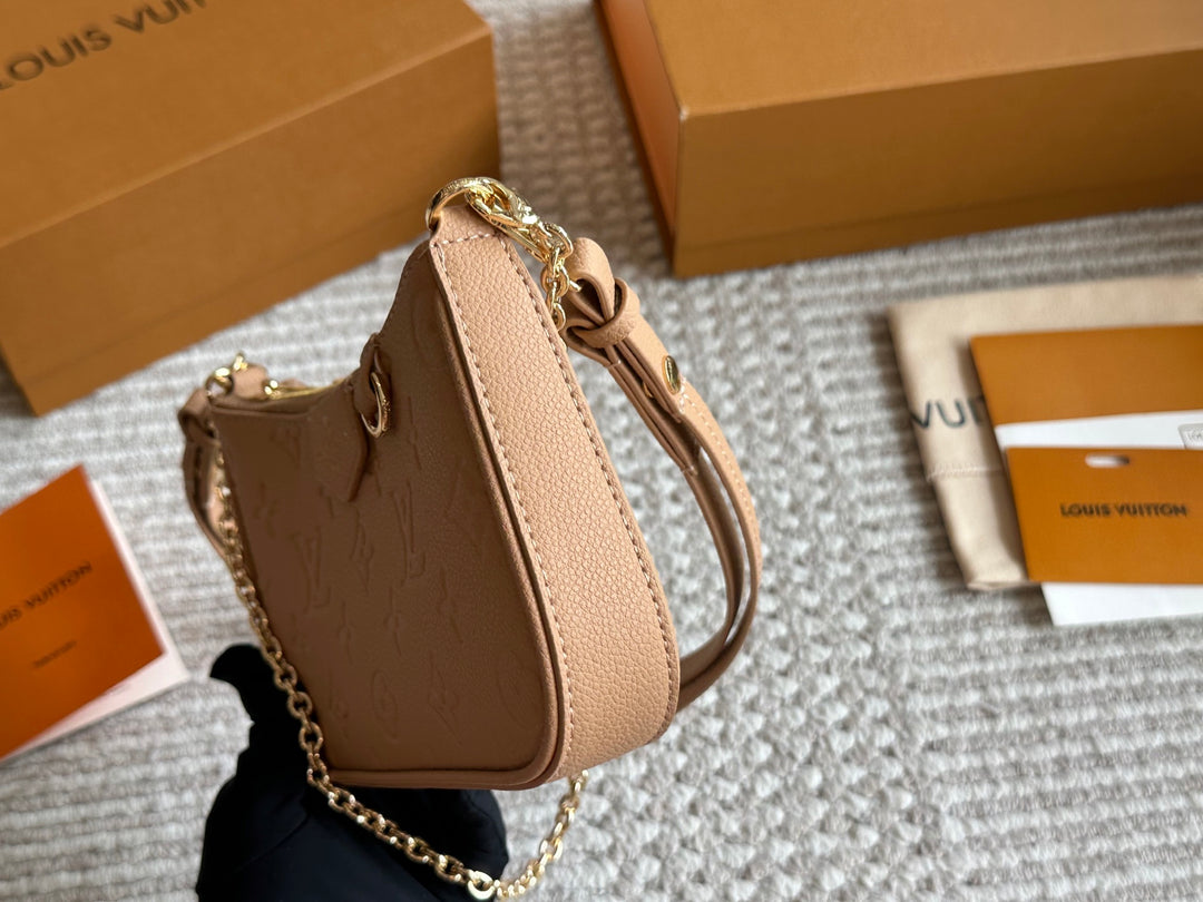 Classic Embossed Chain Bag