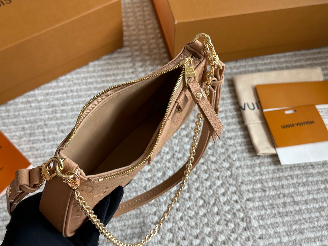 Classic Embossed Chain Bag