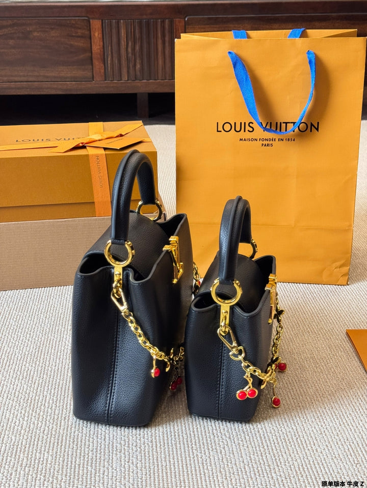 New Black Gold Chain Handbag