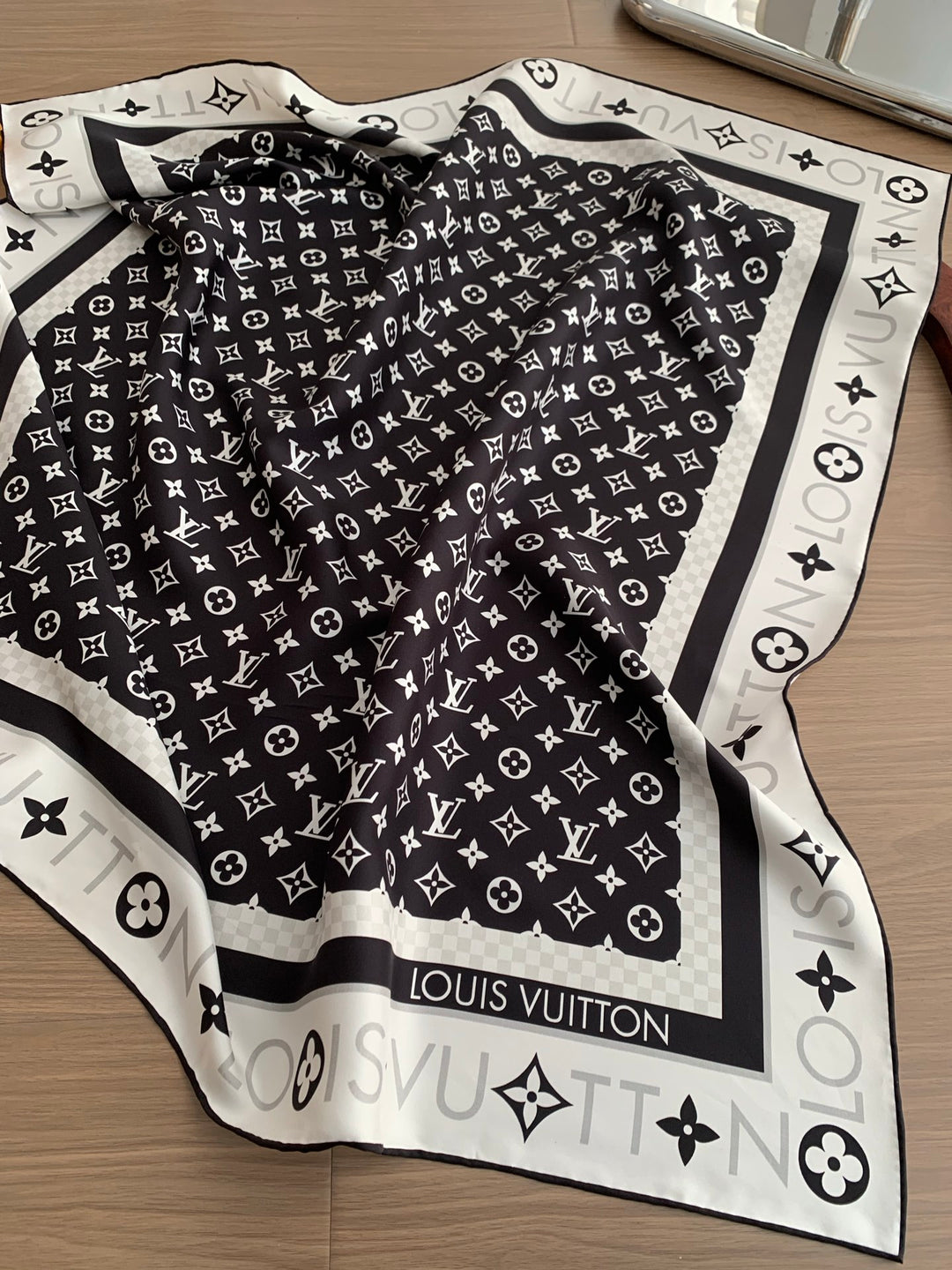 Classic Old Flower Black and White Silk Scarf