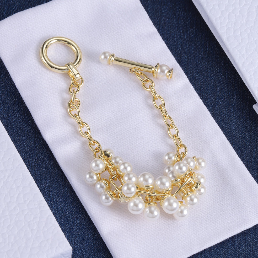 Fashion Pearl Cluster Clasp Bracelet