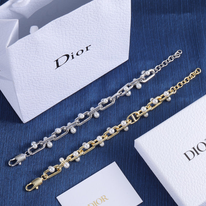 Elegant Pearl Inlay Bracelet