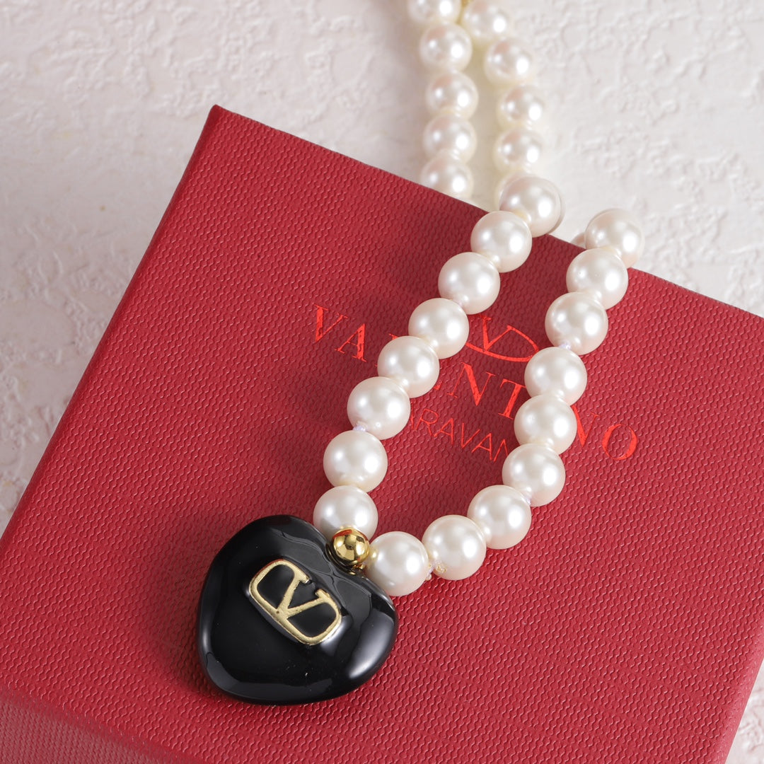 Pearl Chain Heart Pendant Necklace